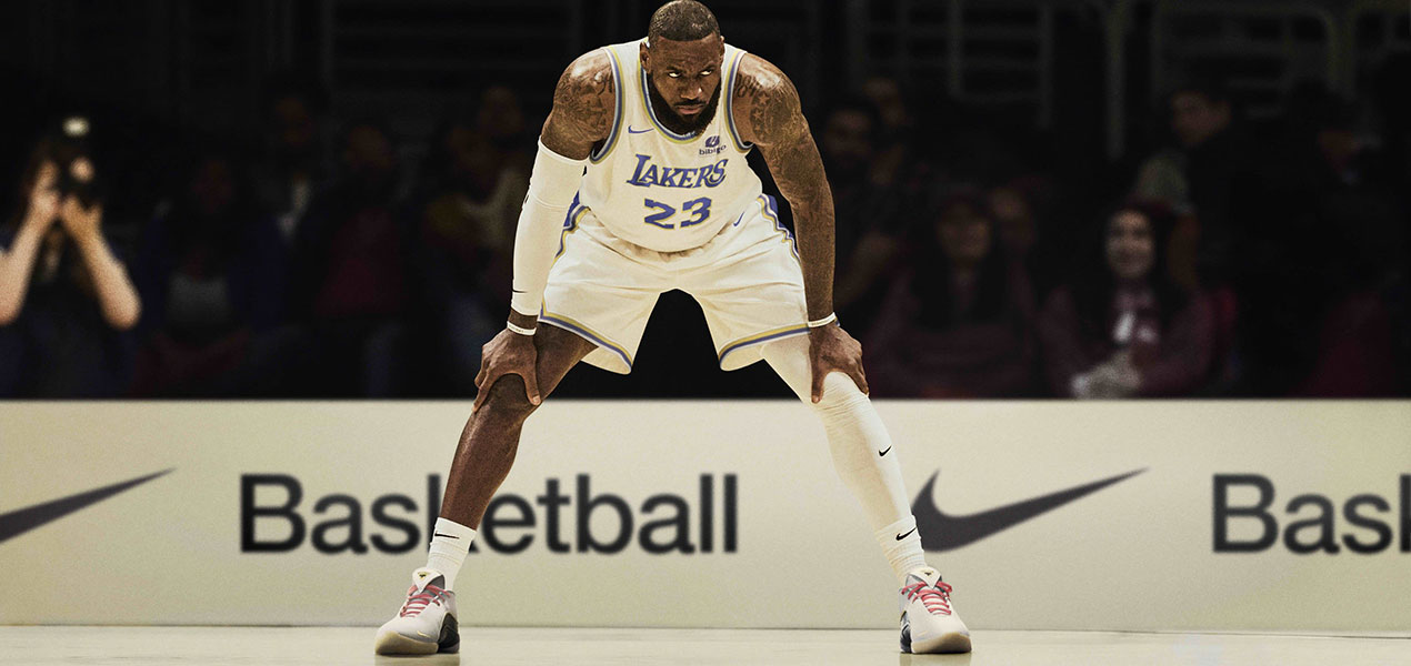 LeBron 22 Moonlight Debuts Just in Time for NBA Season