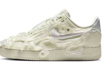 Nike Presents the Futuristic “Sea Glass” Collection