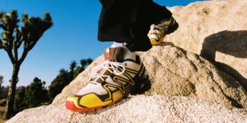 ポンタッタ　Salomon GOLD WIDE SALOMON ACS + FT Gold/Gold/Black | atmos（アトモス） 公式