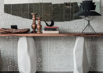 Italian Console Table