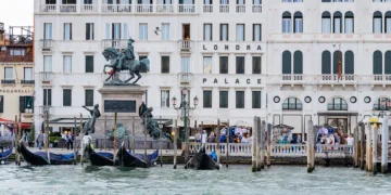 Londra Palace Venezia Review: Luxurious Venetian Escape