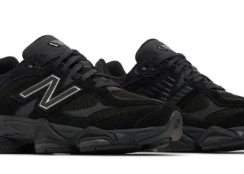 Black New Balance