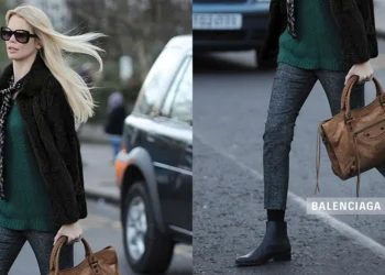 Balenciaga Le City Paparazzi: A Nostalgic Revival