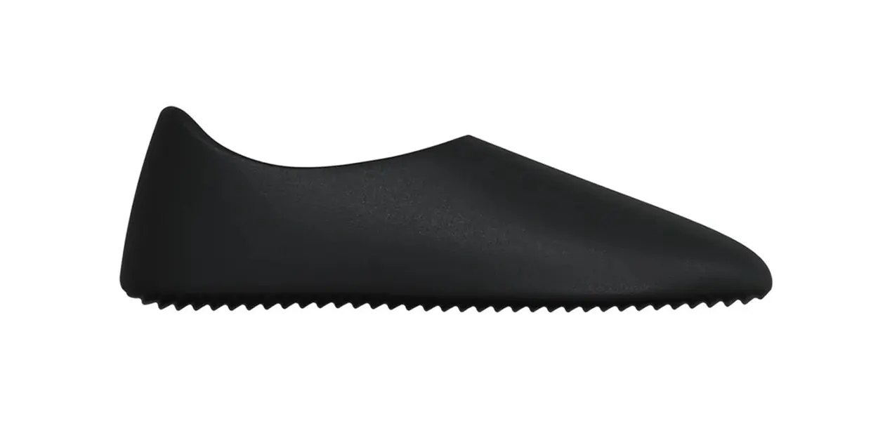 靴 YEEZY SL-01 Black 8 The $20 YEEZY SL-01 Slipper Review & On Feet - YouTube
