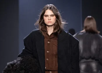 COVERUNCOVER: JUUN.J Fall Winter 2025 Collection