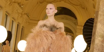 Schiaparelli Haute Couture Spring Summer 2025: Icarus