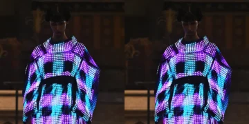 Looking at Fashion /カタログ ファッション アート Screen: ANREALAGE Fall Winter 2025.26 Collection