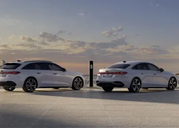 Audi A5 e-Hybrids Combine Dynamic Power and Efficiency