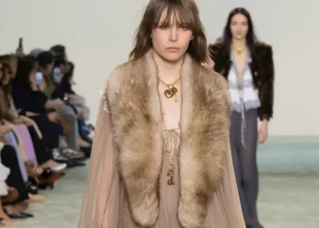 Chloé Winter 2025: A Dialogue Between Past and Present