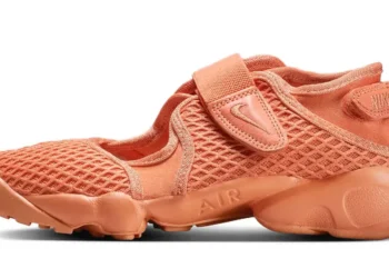 Nike Air Rift “Healing Orange” Arrives in Summer