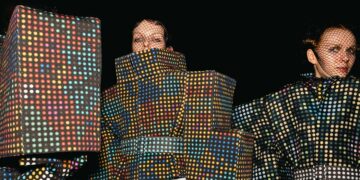 Backstage Moments at ANREALAGE FW25 Show