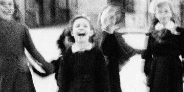 Capturing Time with Richard Avedon’s Italian Series at Gagosian