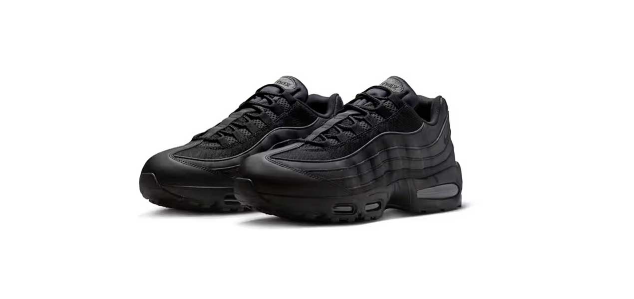 日本未入荷!★[NIKE]★WOMEN'S AIR MAX 95 TRIPLE BLACK Amazon.com | Nike Unisex Running Shoe, Black Black Dk Grey