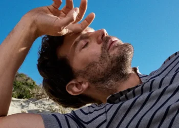 LOEWE Features Jamie Dornan in Paula’s Ibiza 2025 Campaign