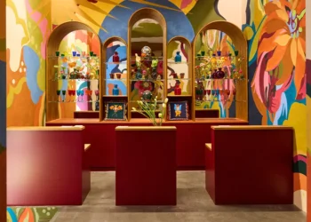 La DoubleJ Introduces a Five-Story Experience in Milan