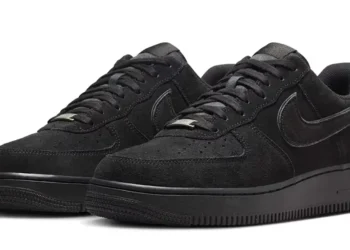 Air Force 1 Black Cat