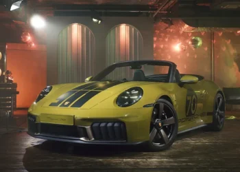 Porsche 911 Spirit 70 Revives 70s Style with Hybrid Power