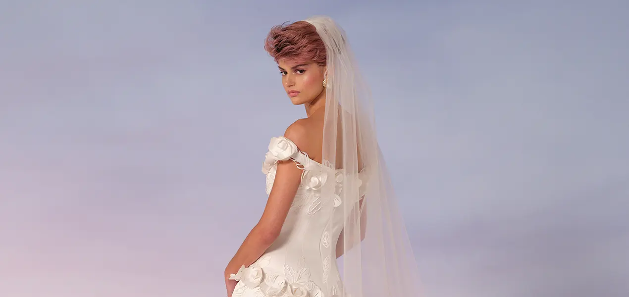 Viktor&Rolf Redefine Royal Romance in SS26 Mariage Collection