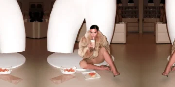 SKIMS Opens its LA Flagship With a Drive-In Pop-Up at Mel’s