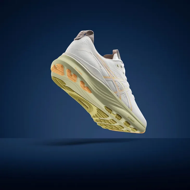 ASICS GEL-KAYANO 32