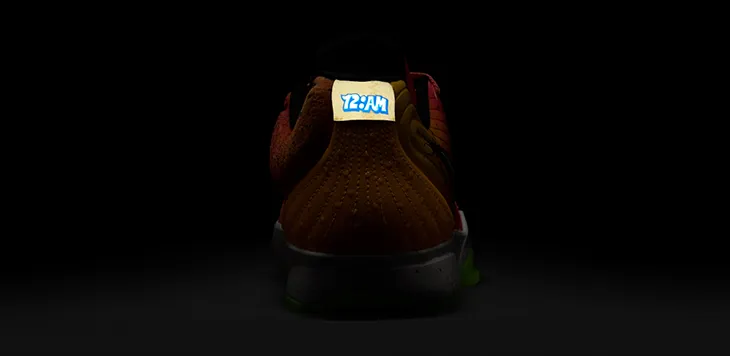 NIKE