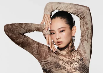 Jennie Fronts Jean Paul Gaultier’s Fall 2025 Pre-Collection