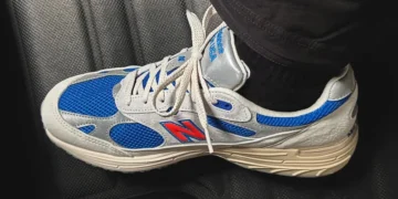 Ronnie Fieg Teases Knicks-Themed New Balance 993