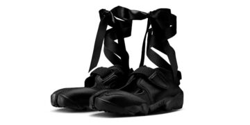Air Rift “Black Swan” Arrives with Satin Ribbons