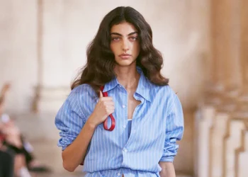 AURALEE SS26 Follows the Weather’s Rhythm