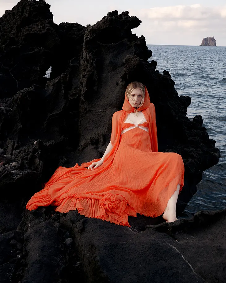 Blumarine Resort 2026 Explores Coastal Dressing