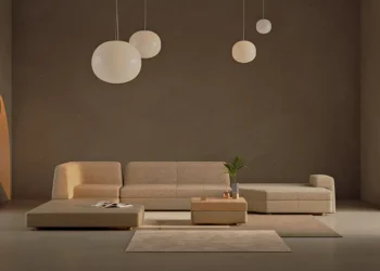 UNS and Poltrona Frau Introduce Dune Diwan