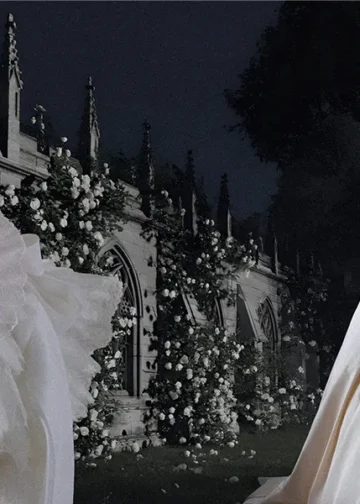 Vera Wang Haute Spring 2026 Delivers Romance in Silk and Lace