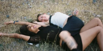 Between the Gaze and the Touch: Interview With Spyros Rennt