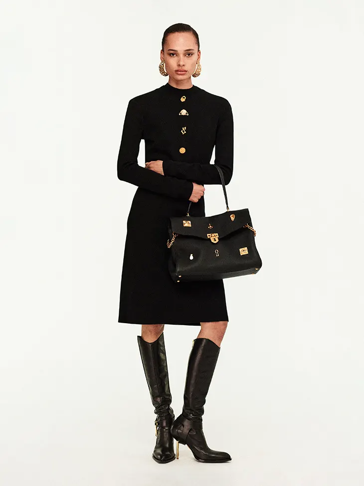 Schiaparelli FW25.26 Unfolds City Dressing