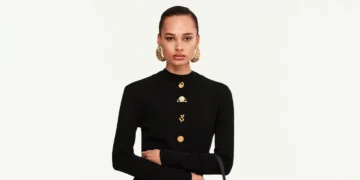 Schiaparelli FW25.26 Unfolds City Dressing