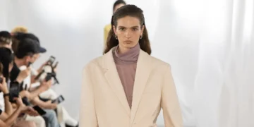 SYSTEM SS26 Explores Routine and Escape with “Office Daydream”