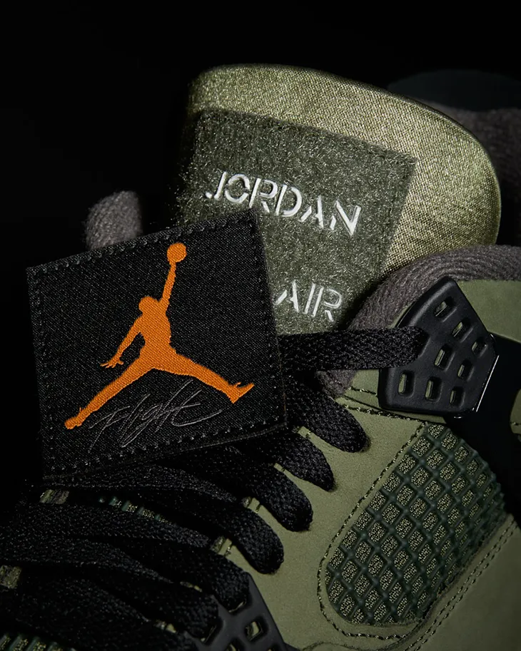 Undefeated Jordan 4