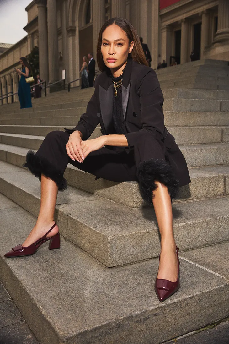 Anne Klein Taps Candice Swanepoel and Joan Smalls for Fall 2025