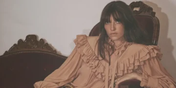 Chloé Unveils Winter 2025 Campaign by David Sims