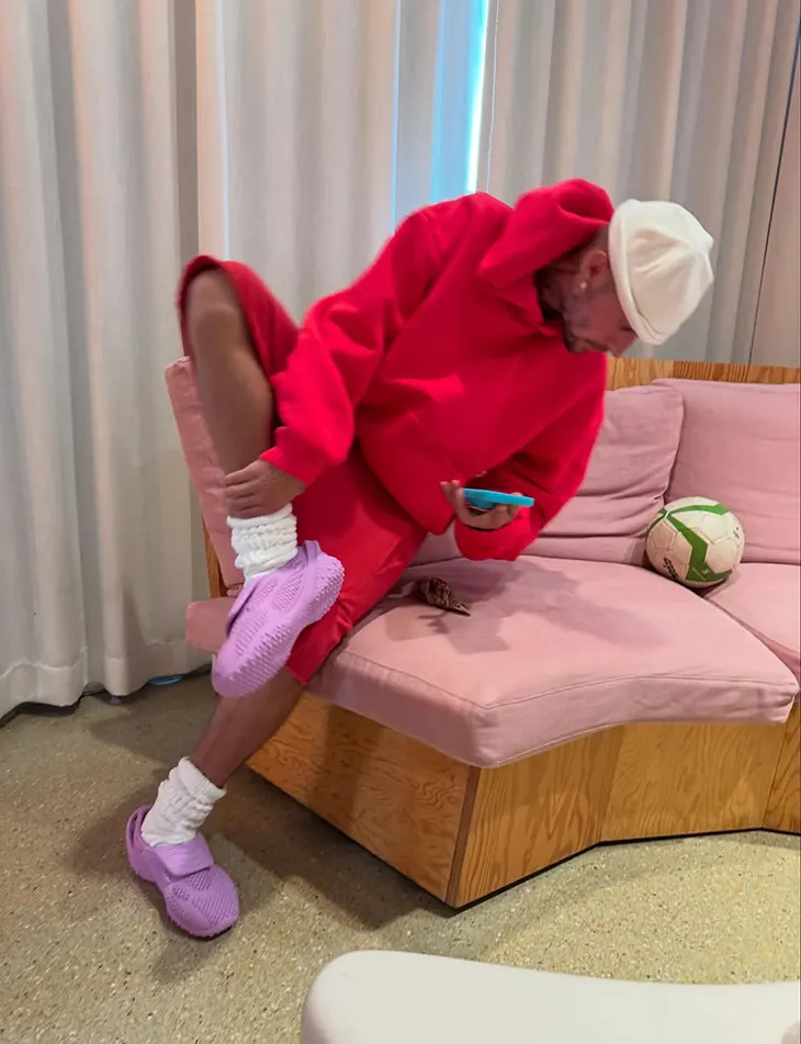 Justin Bieber Teases New SKYLRK Sneaker