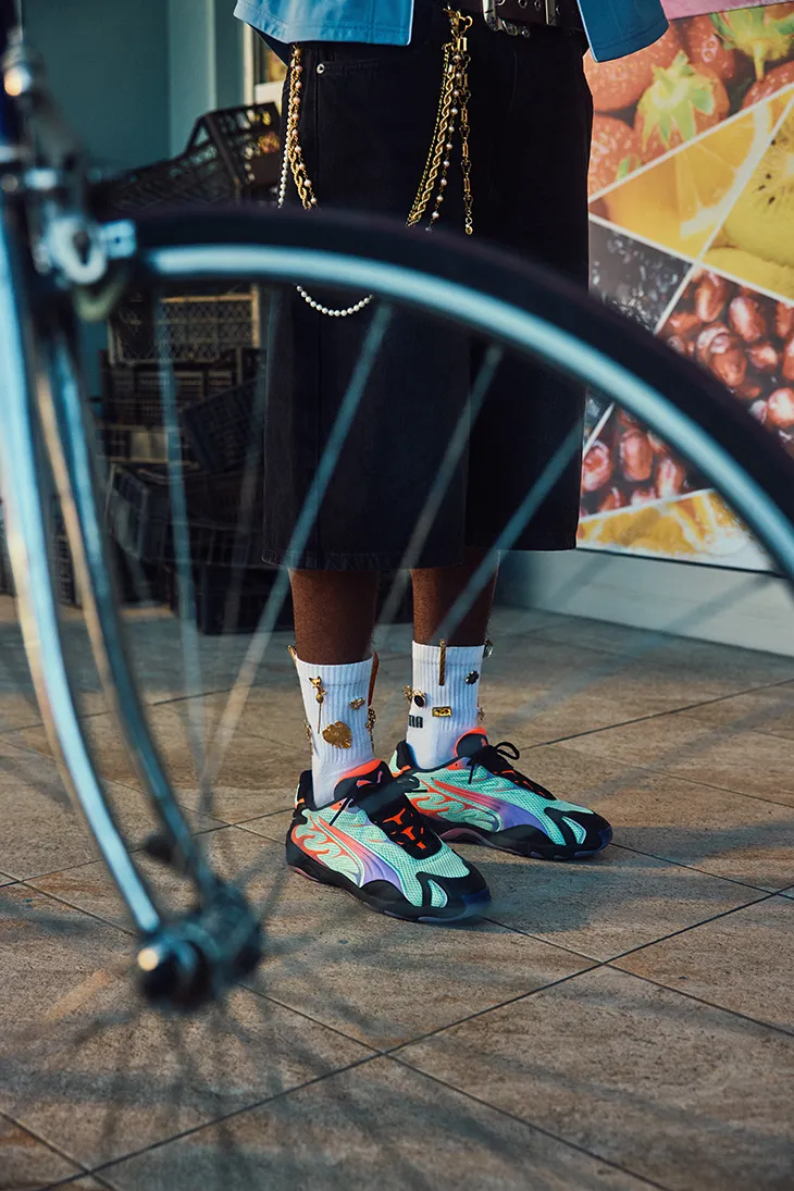 Sneakers