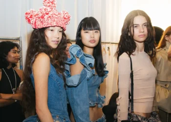 Backstage Moments at Aknvas Spring Summer 2026 Show