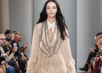 Blumarine SS26 by David Koma Embraces Dark Romanticism