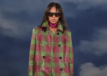 Burberry Summer 2026 Explores Color and Texture