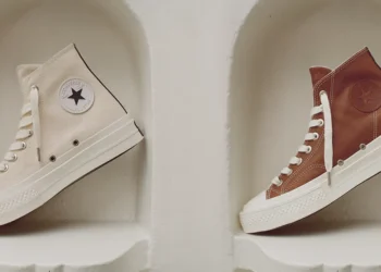 Converse First String