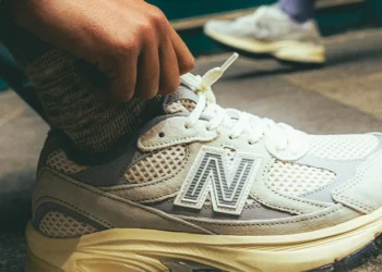 END. Introduces New Balance 2010 ‘Moonbeam’