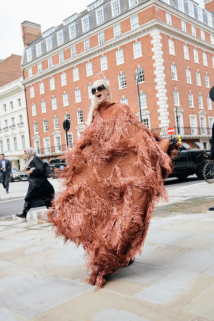 LFW