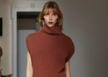 SA SU PHI SS26 Presents Female Ontology in Motion