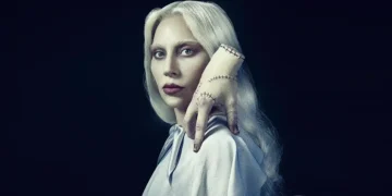 女性情報誌 Vogue Italia June 2019 Lana Del Rey s-l400.jpg