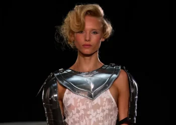 Yuhan Wang Spring Summer 2026 Unveils Armor of Roses